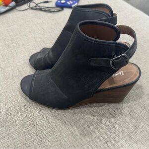 Black peep toe wedges